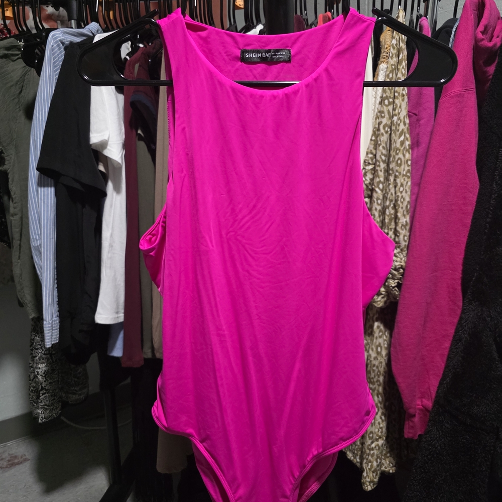 SHEIN Hot Pink Sleeveless Bodysuit